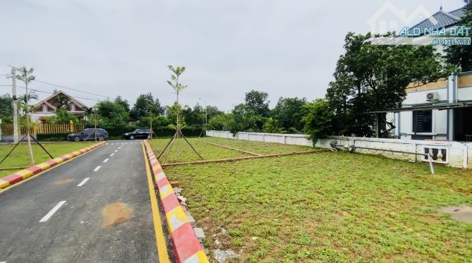 Bán đất Cổ Đông 25tr/m2, nhỉnh 2 tỷ sở hữu sổ đỏ cạnh Khu Công Nghệ Cao Hoà Lạc