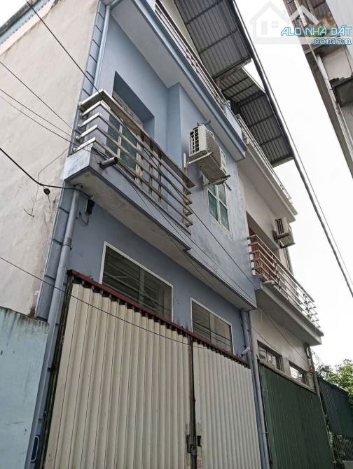 Chủ cần bán căn nhà 31 m2, Kiêu Kỵ - Gia Lâm, giá chỉ 3.8 tỷ