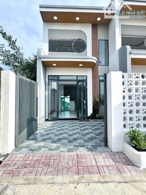 ✨ CƠ HỘI SỞ HỮU TỔ ẤM ƯỚC MƠ VỚI GIÁ TRONG TẦM TAY - NHÀ CẤP 4 GÁC LỬNG 🏡