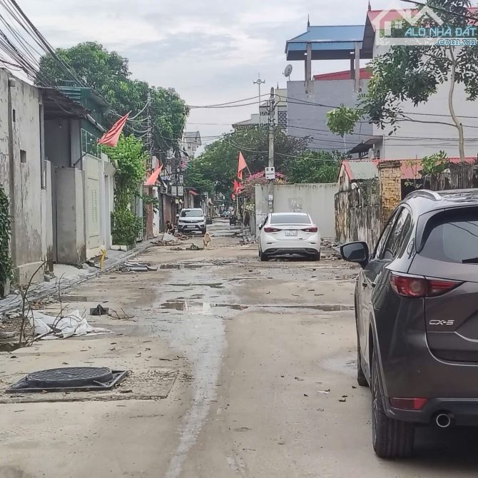 CHỦ 58 m2 TRỤC CHÍNH( KINH DOANH) GIÁ 4.1 TẠI LƯƠNG QUY- XUÂN NỘN