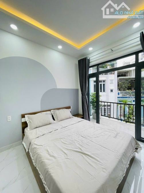 Chỉ 6.65 Tỷ - Phú Nhuận - 44m2 - 3 Tầng - 5PN (1PN trệt) - tặng nội thất