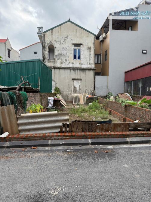 Bán đất Xuân Canh,Đông Anh,62m2 8 tỉ,ô tô tránh, 200m lên cầu Tứ Liên, Vinhomes, triển lãm