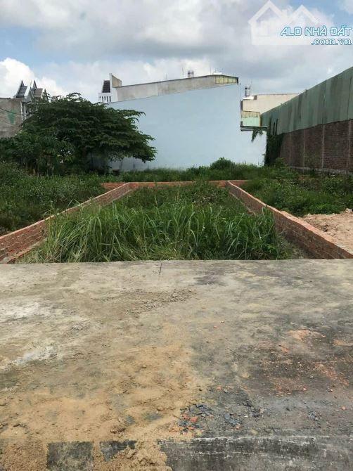 Gia đình cần bán lô đất 5m x 18m hẻm 1 sẹc, 1 trục thẳng, hẻm 6m, chỉ 3,7 tỷ