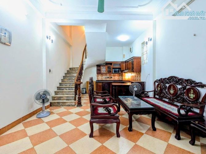 NHÀ BÁN BÙI XƯƠNG TRẠCH THANH XUÂN 33M 6,8 TỶ 5 TẦNG MT 4M MẶT NGÕ THÔNG RỘNG GẦN Ô TÔ