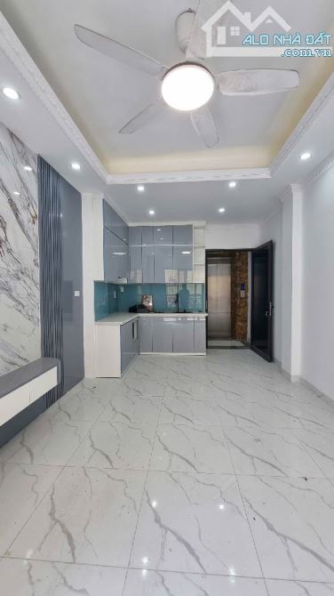 BTMN AN DƯƠNG VƯƠNG – 6T THANG MÁY - OTO – 30M² – 5PN – 7.8 TỶ (0TH6980)