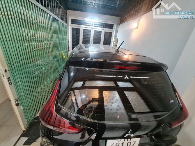 Bán nhà 3 tầng BTCT hẻm xe hơi 6m đường 24 Linh Đông,Thủ Đức.Gía nhỉnh 7 tỷ
