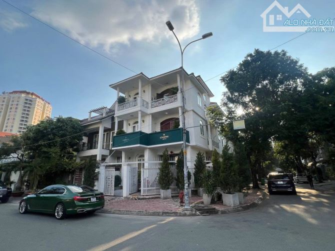 Bán nhà mặt tiền 5x20m, 1 trệt 3 lầu, khu 17,3ha An Phú, Quận 2, giá 21 tỷ TL