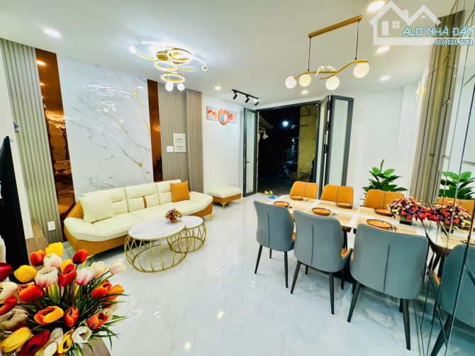 ⭐️⭐️ Nhà mới Nở hậu 2 tầng HXH 56m2 – Ni Sư Huỳnh Liên TB