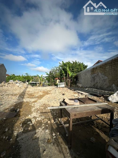 BÁN ĐẤT MẶT TIỀN VÕ CHÍ CÔNG ĐỐI DIỆN CÔNG AN THÀNH PHỐ GIÁ CỰC RẺ