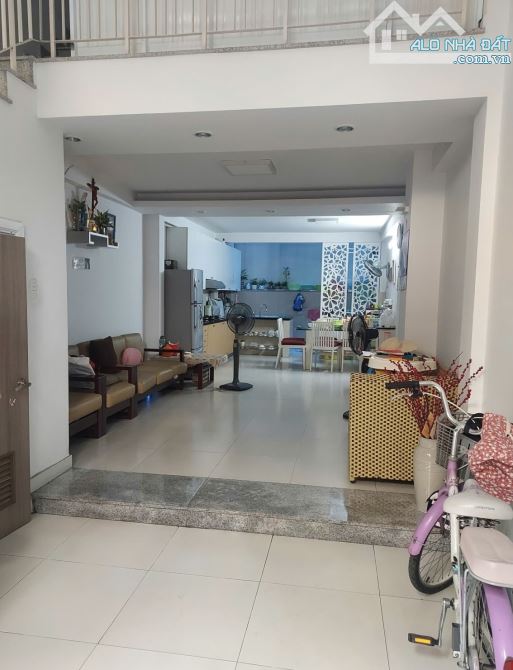 Bán Nhà Riêng Nguyễn Hồng Đào - Tân Bình- HXH Thẳng 1 Trục