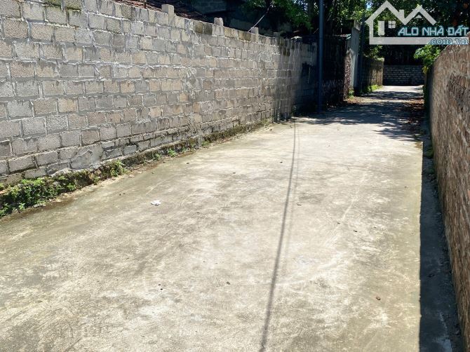 Bán mảnh đất 2206m2 gần trường Tân Tiến-Xuân Mai, Mt 90m lên full thổ cư phân lô cực đẹp