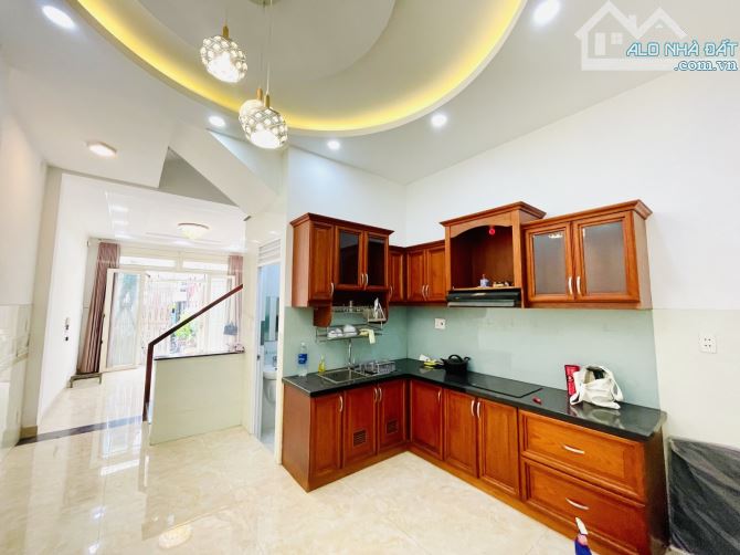 🏫🏫VÀI BƯỚC RA MẶT TIỀN -TRẦN HƯNG ĐẠO -QUẬN 5 -4TẦNG ĐẸP -50M(4X12,5)-CHỈ 8,68TỶ .