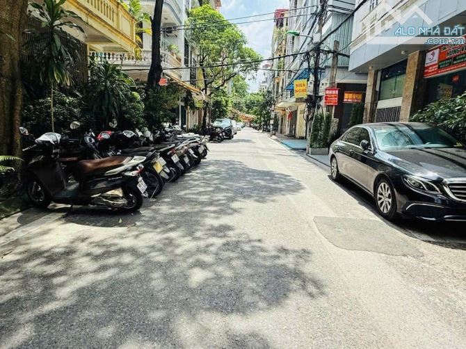 Phạm Tuấn Tài, 50m2, 5 tầng, giá 19 tỷ, phân lô, ô tô vào nhà, khu dân trí cao