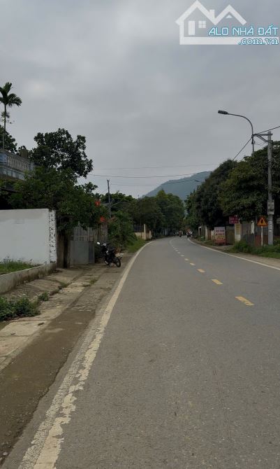 Trục chính kinh doanh giá lanh quanh hơn 4 tỷ xíu