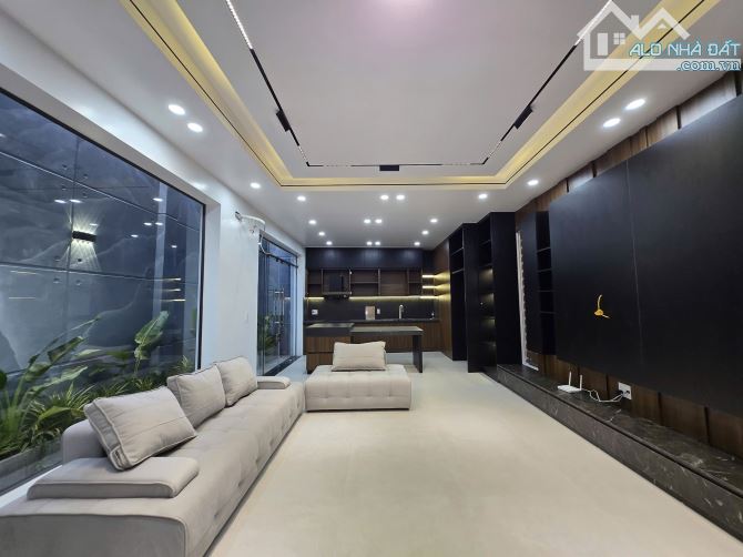 MSP: DC02  🌆 NHÀ PHỐ LÊ CHÂN – 60m² – LÔ GÓC 3 MẶT THOÁNG – FULL NỘI THẤT