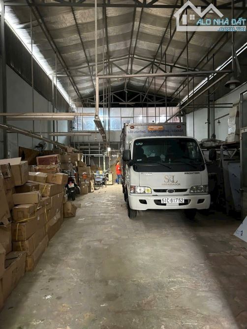 Bán xưởng mặt tiền đường 12m 339m2. Thiết kế 100 CHDV GPXD 7 tầng 16tỷ. X