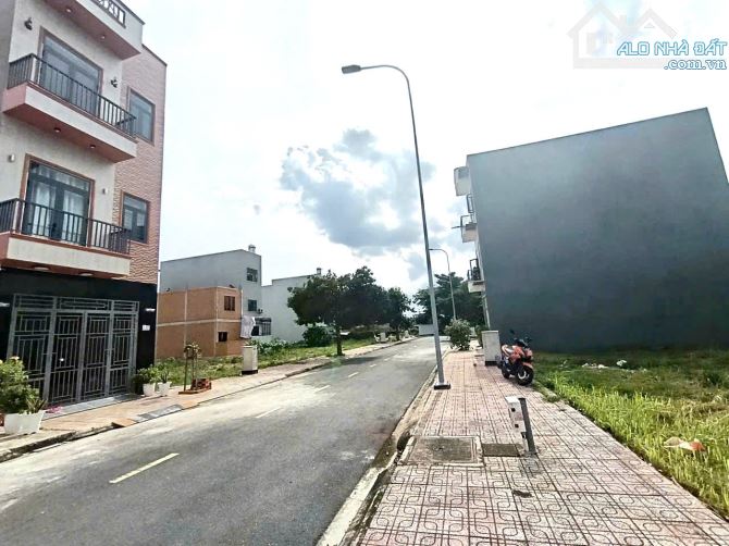 Bán đất  KDC Lê Phong An Phú, P.An Phú, Tp.Thuận An chỉ 2,68 Tỉ TL M7494