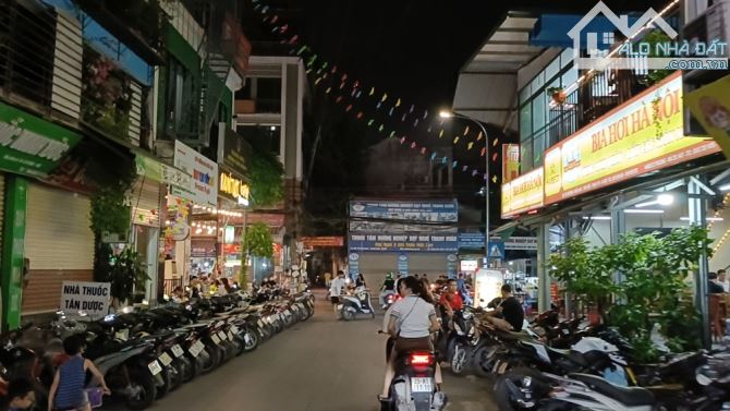 Bán căn hộ DV phố Triều Khúc, mặt tiền 9m, 7 tầng thang máy,dòng tiền khủng, 100m2, 20.9tỷ