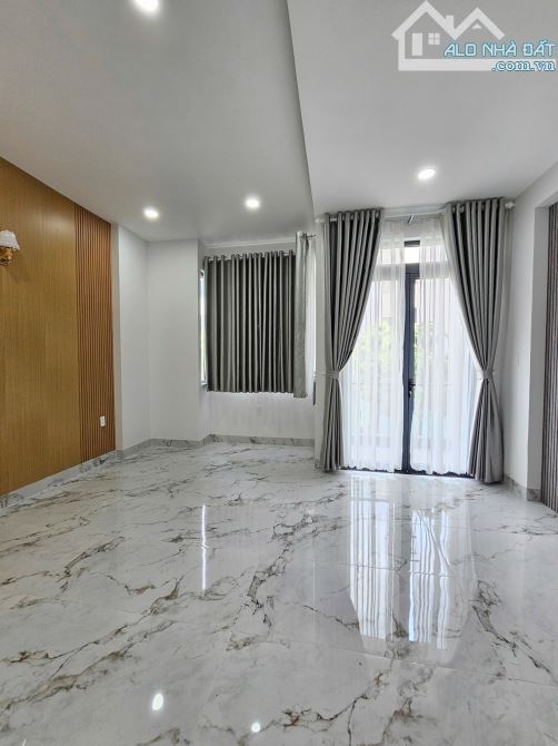 6,2Tỷ TL🔥Bán nhà Hoàn Công 1 trệt 3 lầu, Ngang 5m KDC Phú Hồng Thịnh, p.Bình An, Tp.Dĩ An - 10