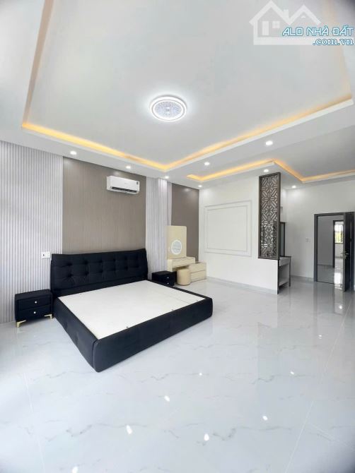Nhà khu An Phú 1, 105m2 (ngang 5m) 1 trệt 2 lầu 4PN full nội thất, 2508 An Phú, Thuận An - 10