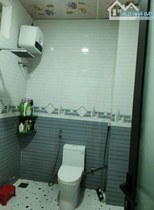 📌📌📌LÀM VIỆC TRỰC TIẾP GIÁ TỐT !!! Bán nhà 3 tầng tại đường Ngọc Hồi - 10