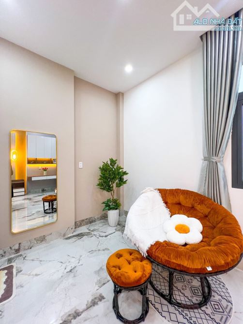 BÁN NHÀ 2 LẦU HIỆN ĐẠI ĐƯỜNG D7 KHU DÂN CƯ   HỒNG LOAN .HƯNG PHÚ CẦN THƠ - 10