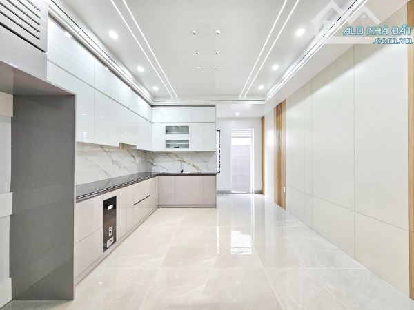 Nhà đẹp xây mới 60m2 x5T Thang Máy phân lô Lê Hồng Phong gần sân bay Cát Bi - 1