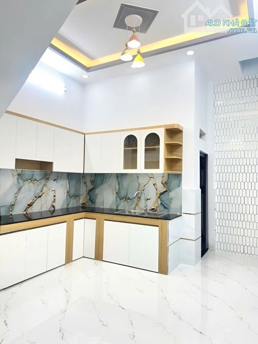 HẺM XE TẢI HƯƠNG LỘ 2 LÊ VĂN QUỚI 3 TẦNG 4M13M Không LỘ GIỚI Chỉ 5.97 TỶ - 1