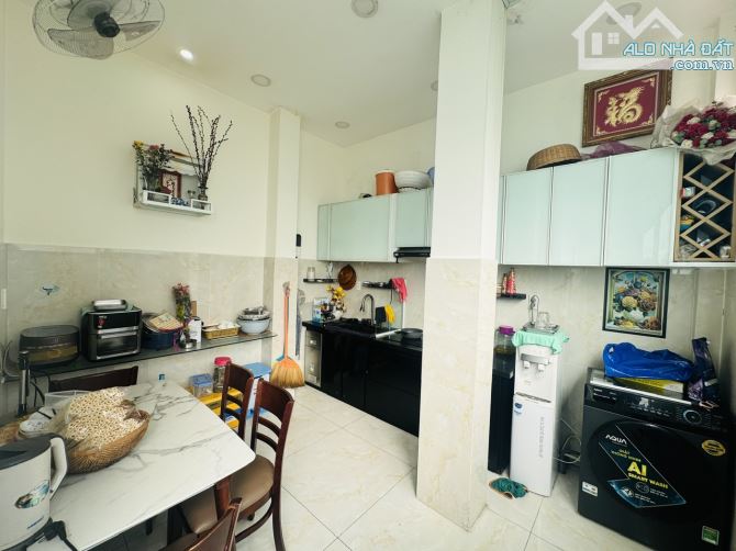 BÁN NHÀ LÔ GÓC 2 MT ĐƯỜNG SỐ 8, LINH XUÂN - 1