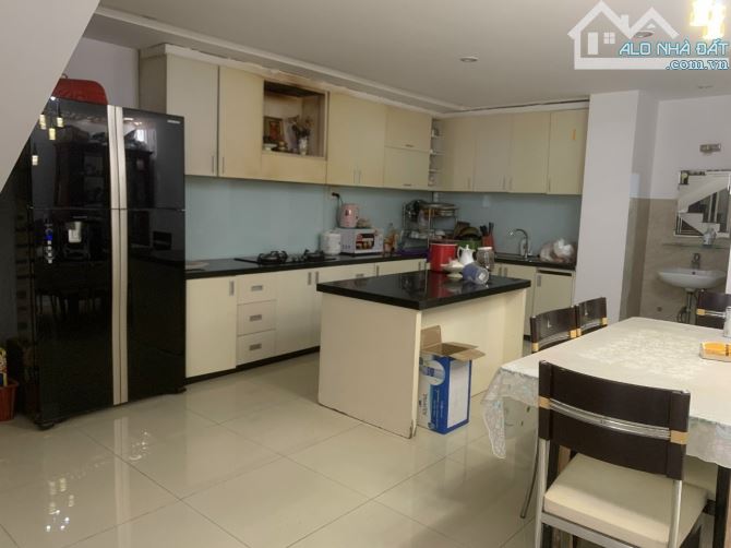 NHÀ 4 TẦNG KIÊN CỐ 5 NGỦ– GIÁ RẺ NHẤT KHU VỰC – CHỈ 7.1 TỶ ĐẤT 93M2 NGANG 6M - 1