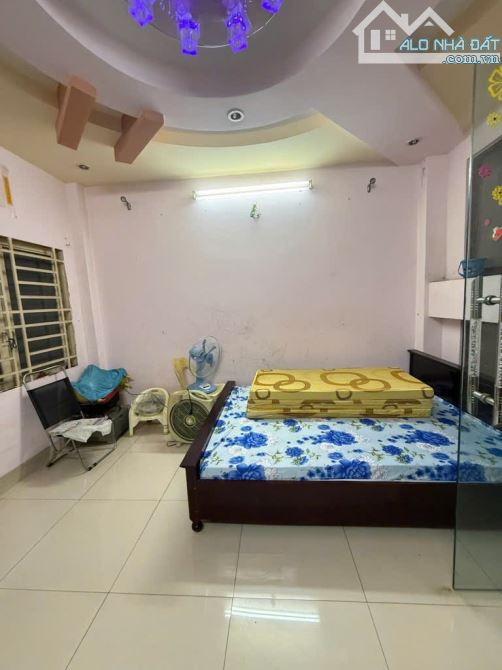BÁN CĂN GÓC, MẶT TIỀN ĐƯỜNG NGAY LÊ TRỌNG TẤN - 72M2, NGANG 4,5M VUÔNG, CẤP 4 - HƠN 6Tỷ - 1