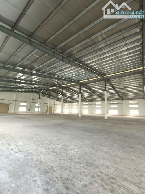 Cho Thuê 6.600m2 Xưởng Trong KCN Tân Uyên Bình Dương Giấy Tờ Đầy Đủ Giá 3.5$/1m2 - 1