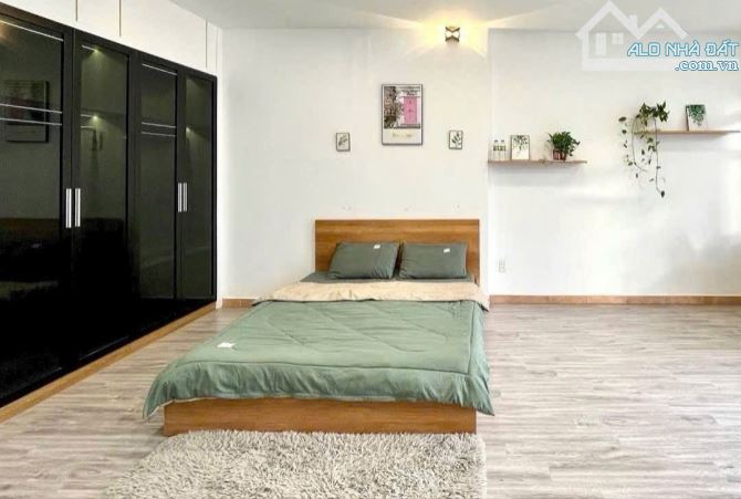 Q7 5.7 x 20.4M MT ĐƯỜNG SỐ 79 DÒNG TIỀN 100Tr/Th 5 TẦNG CÓ THANG MÁY CỰC HIẾM 25.x T - 1