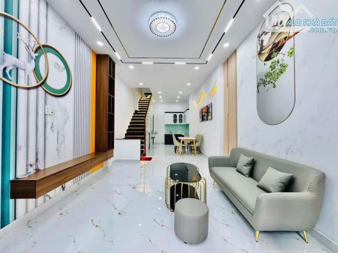Chốt gấp căn nhà đẹp 54m2 ngay Đ. Bùi Thị Xuân, Tân Bình. Giá: 3 Tỷ 190tr, có SHR - 1