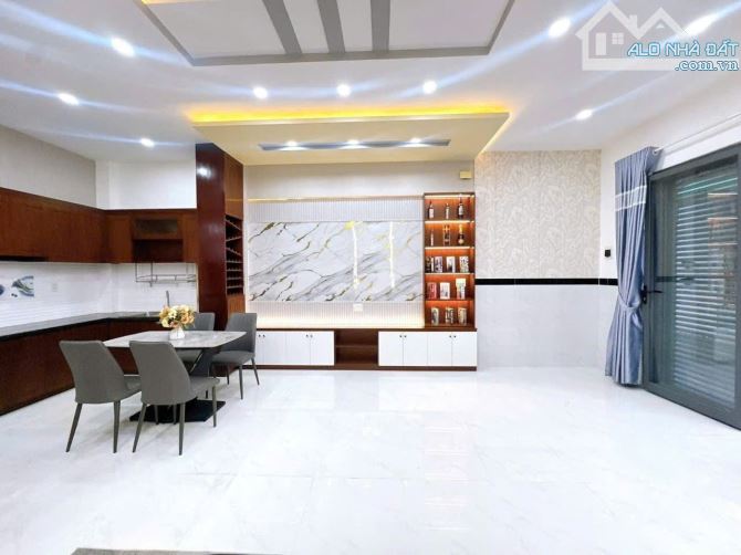 Bán nhà ngay Xô Viết Nghệ Tĩnh, Bình Thạnh. Giá 2 tỷ 320tr. DT: 65m2, Sổ riêng - 1