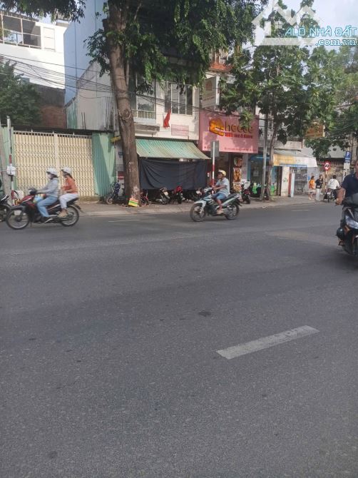 🔥BÁN NHÀ CẤP 4 MẶT TIỀN ĐƯỜNG LÊ HỒNG PHONG RỘNG 22M - 1