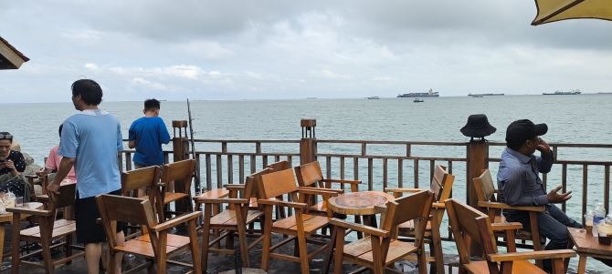 BÁN CĂN GÓC 2 MẶT TIỀN SÁT BIỂN ĐƯỜNG HẠ LONG - 1