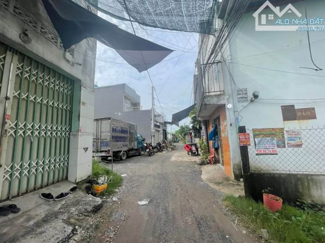 BÁN LÔ ĐẤT 75M2-GIÁ 1 TỶ -GẦN KHU CÔNG NGHIỆP TÂN ĐỨC - LIÊN HỆ CHO EM ĐI XEM ĐẤT - 1