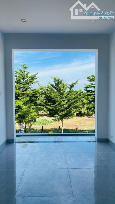 Bán nhanh nhà thô giá chỉ từ 1,7 tỷ/căn cho căn nhà 3 tầng 200m2 sử dụng tại TP Phan Rang - 1