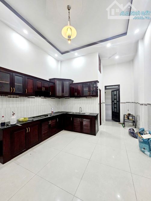 NHÀ MỚI ĐẸP – NGAY TRUNG TÂM THỦ DẦU MỘT BÌNH DƯƠNG 120M2 3 TẦNG CHỈ 2.4 TỶ - 1