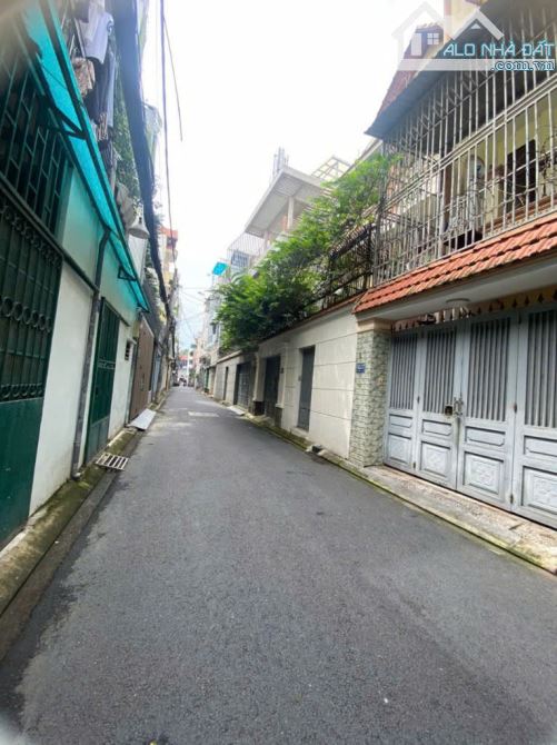 Bán nhà hẻm 7m Cộng Hòa P,4 Tân Bình 71.2m2 3 lầu giá 12.9 tỷ chủ thiện chí bán - 1