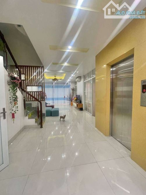 Căn Nhà Mặt Đường Nguyễn Công Trứ - Nam Định - 1