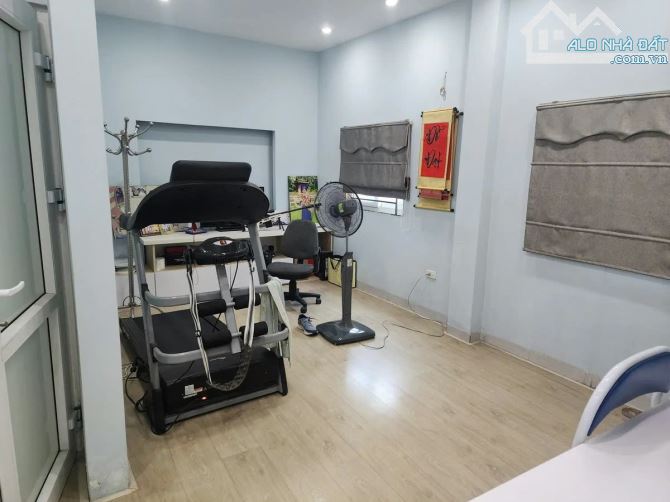 PHÚ MỸ – NAM TỪ LIÊM - 42m²- 5 Tầng -Mặt Tiền 6,4m - Giá chỉ 10,8 TỶ - TẶNG FULL MỘI THẤT - 1