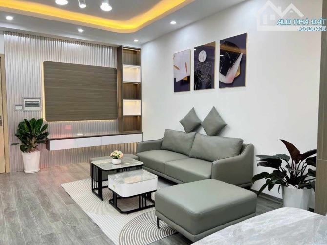 Hạ giá 500 triệu, cần bán nhanh nhà Kim Giang,full nội thất đẹp,2 thoáng, gần ôto, hơn 5tỷ - 1