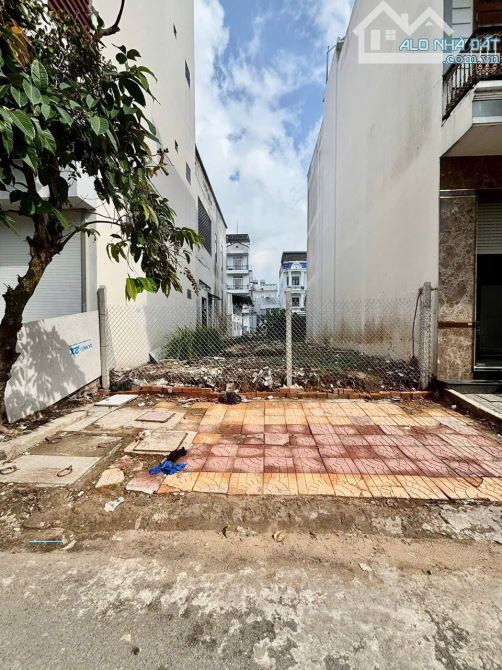 Bán nền đường B3 Hưng phú dt 72m2 hướng Đông Nam giá 3.950ty - 1