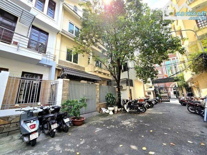 Bán nhà khu 282 Nguyễn Trọng Tuyển (7.5x13m) 4 tầng, 5 phòng, đường 10m, có bảo vệ riêng - 1