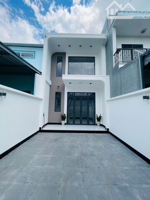 Nhà lầu mới xây dựng đường oto Phước Thạnh, Tp Mỹ Tho, Tiền Giang - 1