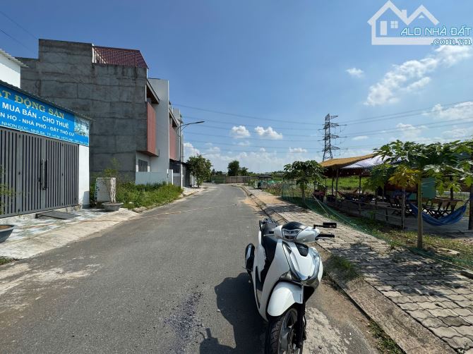 ĐẤT DÂN CƯ HIỆN HỮU HẺM 733 - 80M2 XÂY DỰNG TỰ DO ĐƯỜNG NGUYỄN BÌNH - 1