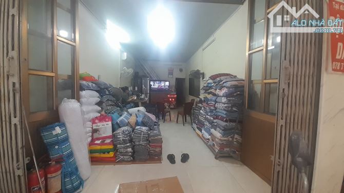 Bán Nhà Trần Phú, An Biên,  Ngô Quyền, HP. 7,2 tỷ, 70m2. Vị trí KD - 1