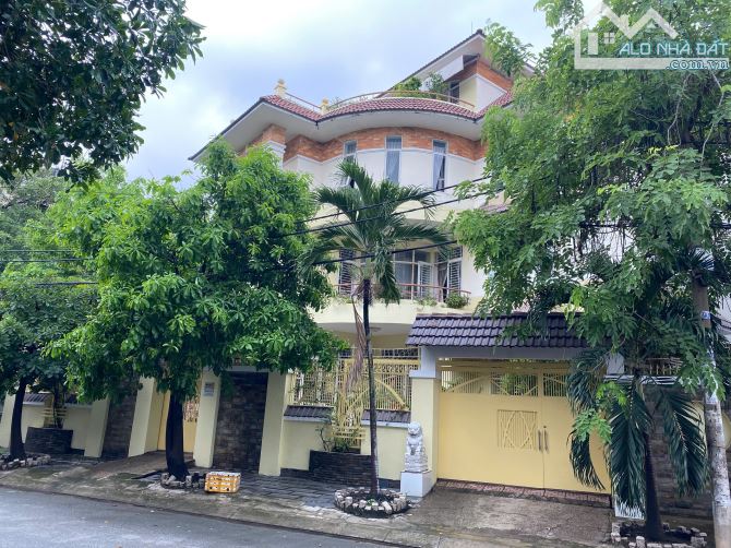 Khan hiếm! Biệt thự góc 2MT sông Vàm Thuật - Bình Lợi P13 BT (17x20m) 4 tầng, chỉ 35,5tỷ - 1